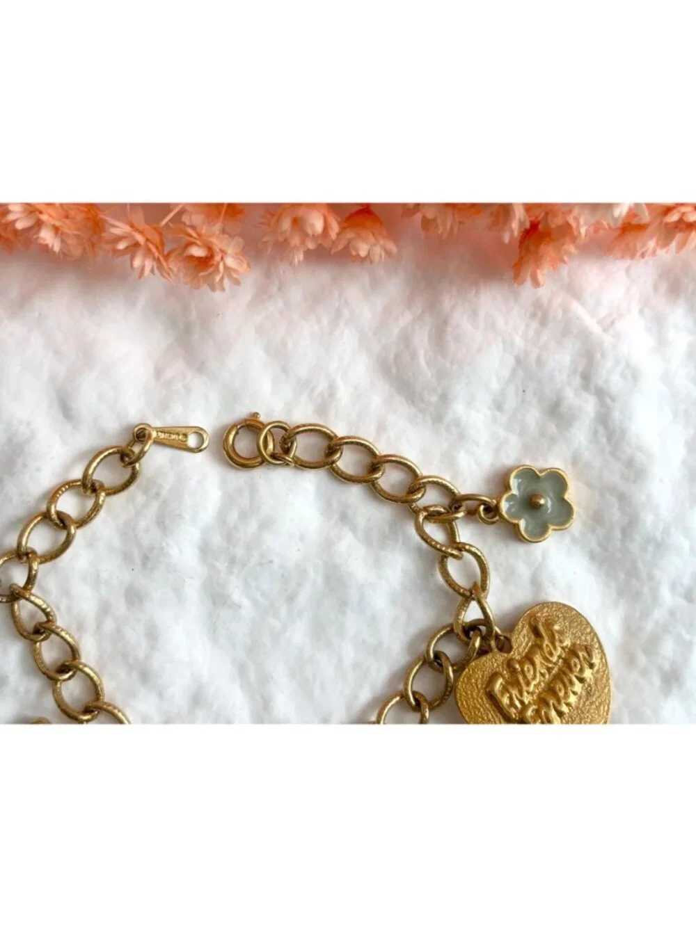 Disney Signed Minnie Mouse Friends Forever Charm Gold Toned Vintage Bracelet - Picture 4 of 16